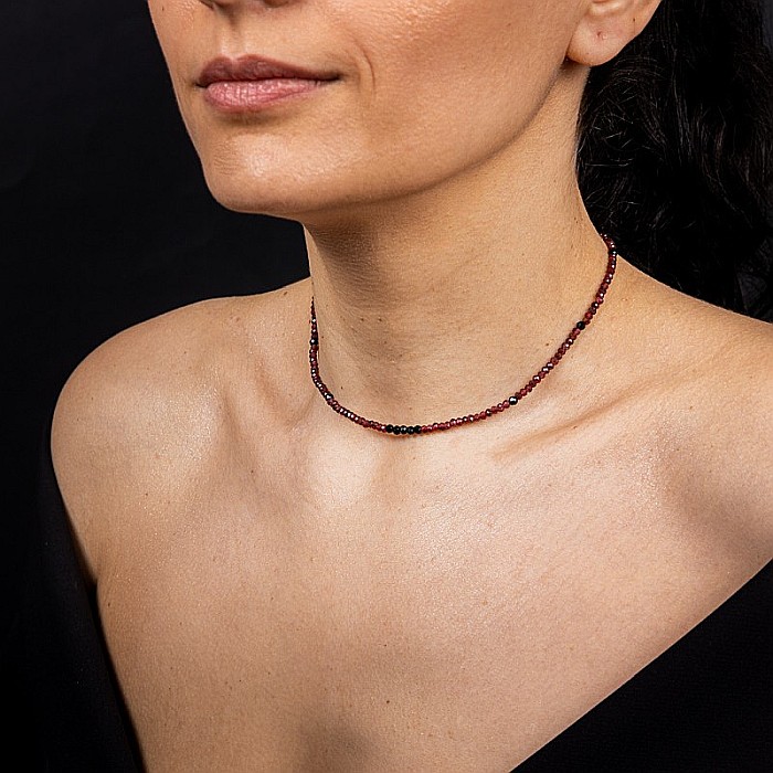 Colier choker Ania din pietre semipretioase de Granat si Spinel negru, inchidere din argint 925 [1]