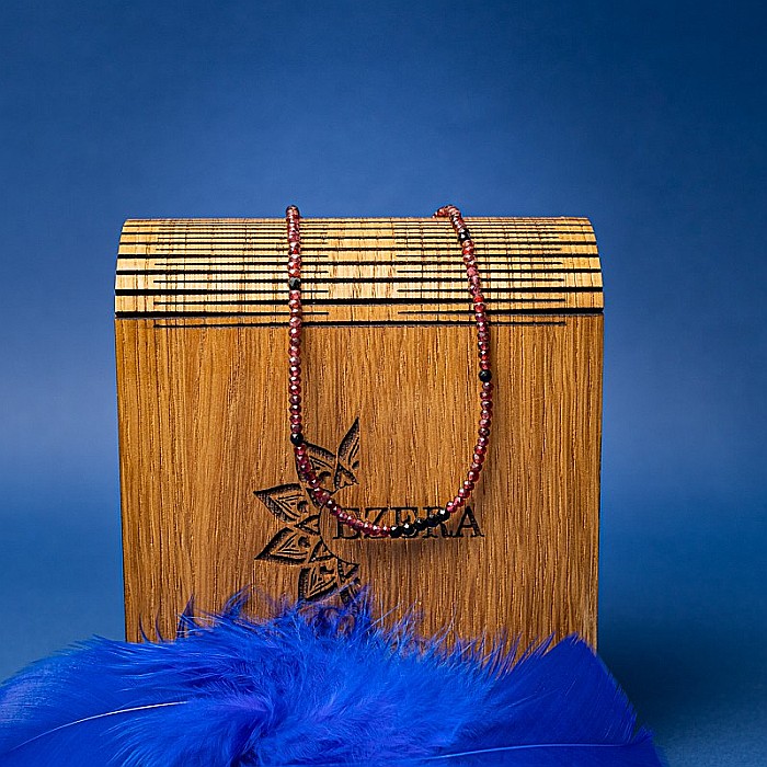 Colier choker Ania din pietre semipretioase de Granat si Spinel negru, inchidere din argint 925 [8]