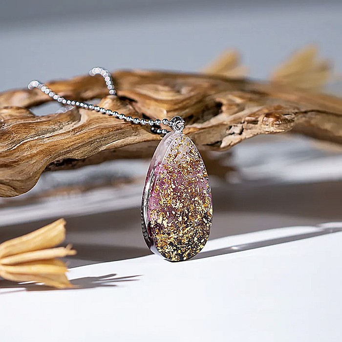 Colier cu pandantiv orgonit Maica Domnului si aripi de inger cu cristale de Turmalina Roz, Granat si cuart Roz pentru femei [4]