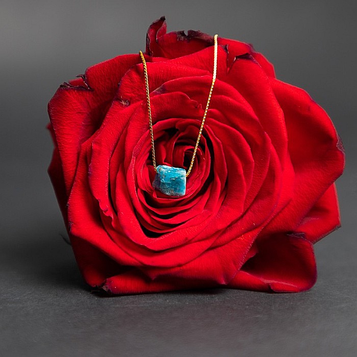 Colier delicat cu piatra naturala de Apatit, Dara, placat cu aur de 18K [9]