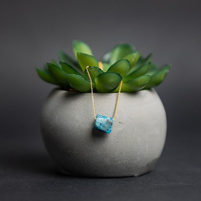 Colier delicat cu piatra naturala de Apatit, Dara, placat cu aur de 18K [4]