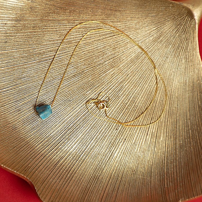 Colier delicat cu piatra naturala de Apatit, Dara, placat cu aur de 18K [8]