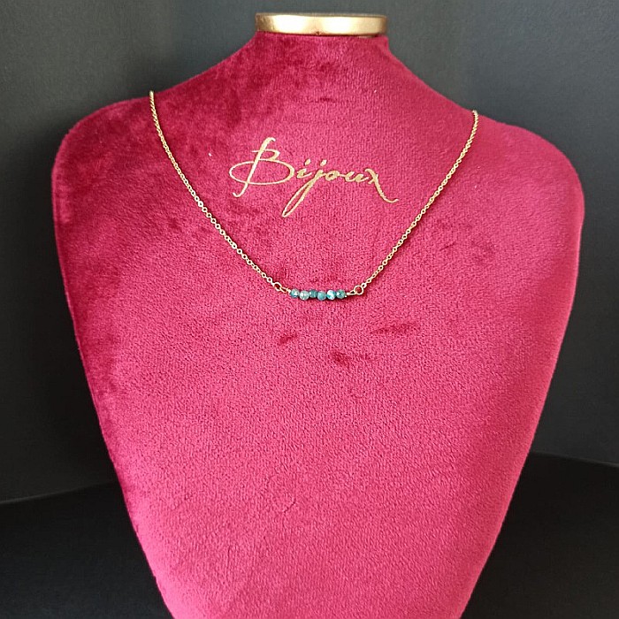 Colier dragut cu margelute mici de piatra semipretioasa de apatit, Ehan, placat cu aur de 18K [5]