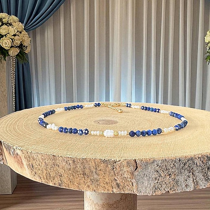 Colier elegant realizat manual din cristale de Lapis Lazuli fatetate si perle de cultura [2]