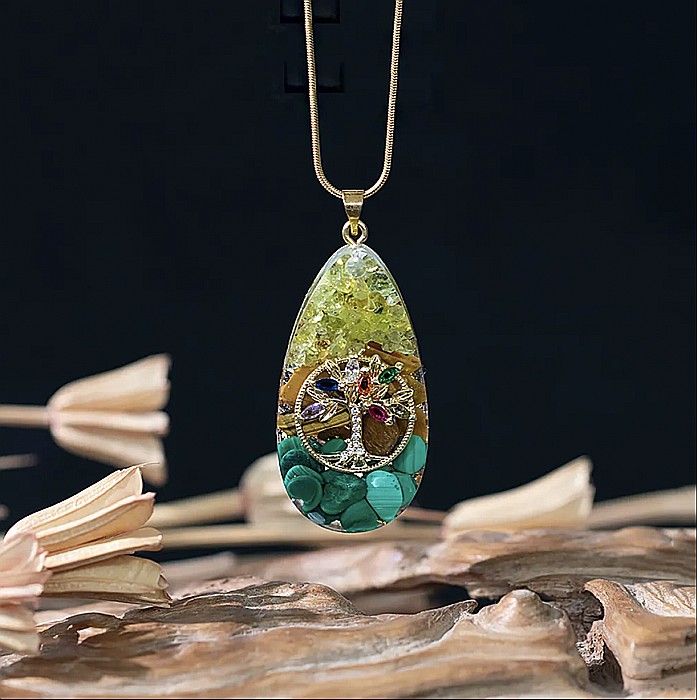 Colier orgonit cu pandantiv Arborele Vietii pentru meditatie, Reiki, Yoga din cristale de peridot, ochi de tigru si malachit [1]