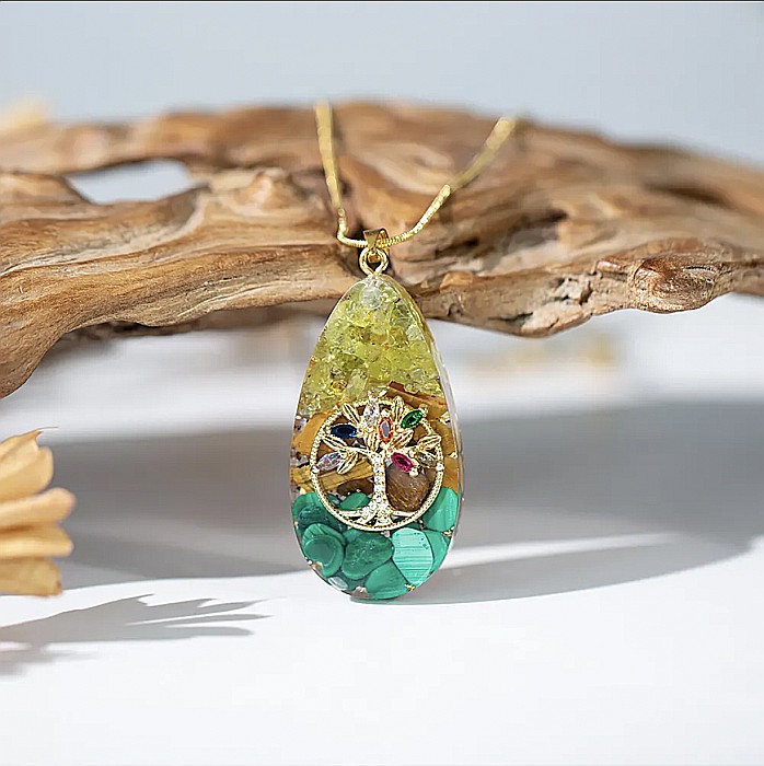 Colier orgonit cu pandantiv Arborele Vietii pentru meditatie, Reiki, Yoga din cristale de peridot, ochi de tigru si malachit [2]