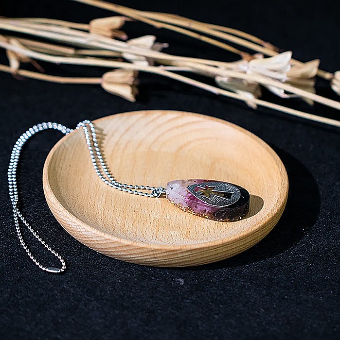 Colier Pandantiv Orgonic pentru energie pozitivă si protectie din cristale de Turmalina, Cuart Roz si Obsidian cu simbol Cruce [3]