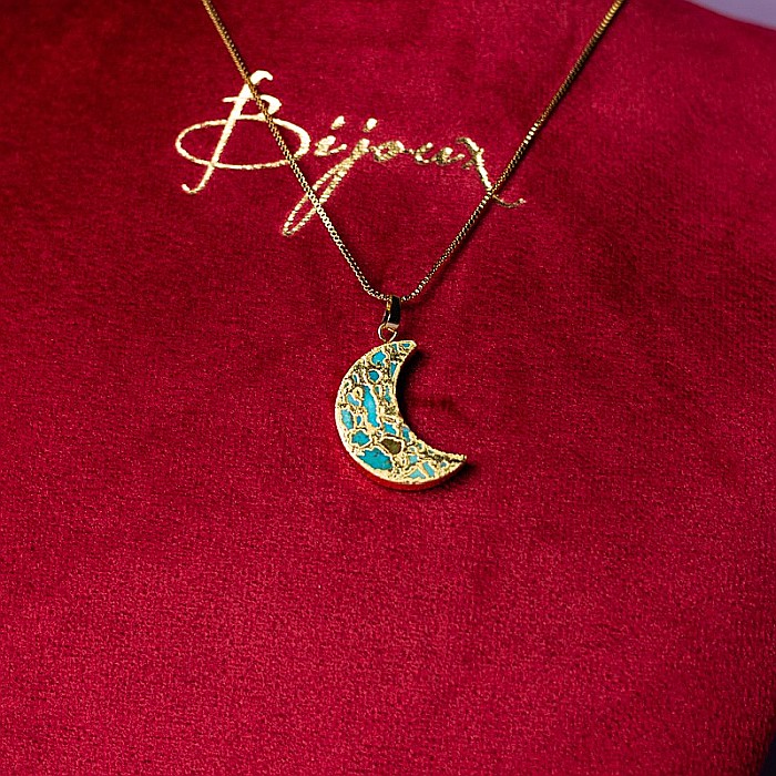 Comunica cu incredere purtand la gat Lantul cu Pandantiv Turcoaz Moon placat cu aur de 18K [6]
