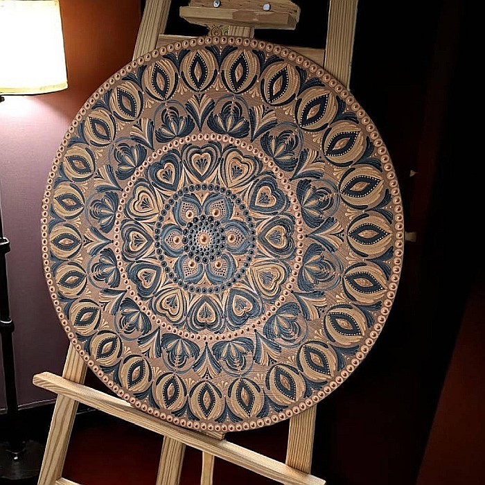 Frumusetea imperfectiunii-Tablou mandala unicat pictat manual pe suport de lemn, 60 cm [4]