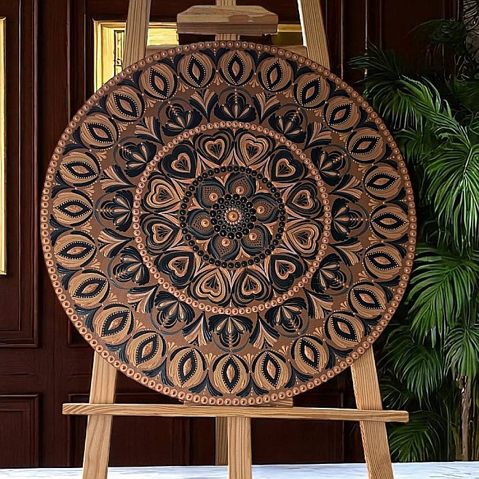 Frumusetea imperfectiunii-Tablou mandala unicat pictat manual pe suport de lemn, 60 cm [1]