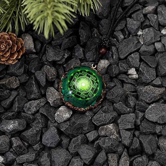 Medalion Orgonit Hara din pietre semipretioase de Malachit [5]