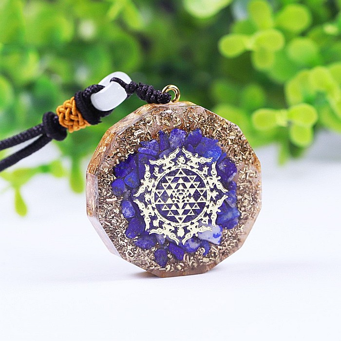 Pandantiv Cristale Lapis Lazuli Orgon Ruben cu Simbol SriYantra si Foite de Cupru [5]