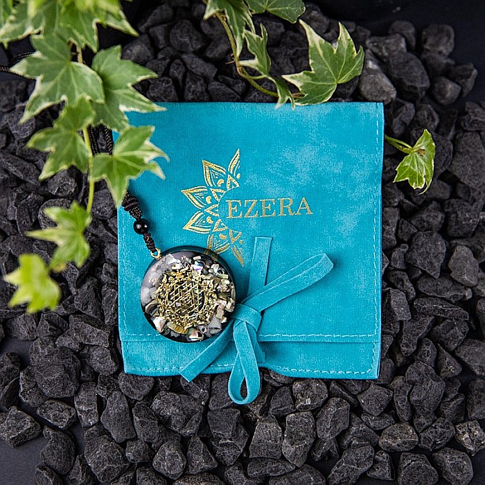 Pandantiv orgonic “SIMBA” din Piatra Lunii, Bucatele de Scoici si Foite de Cupru cu Simbol Sri Yantra, 3.6 cm [6]