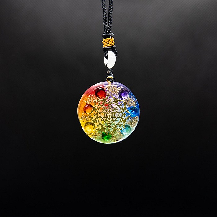 Pandantiv orgonic ”VIVIAN” 7 Chakre din Piatra Luminoasa, Foite de Cupru, Minerale de Zircon cu simbol Sri Yantra, 3.6cm [4]