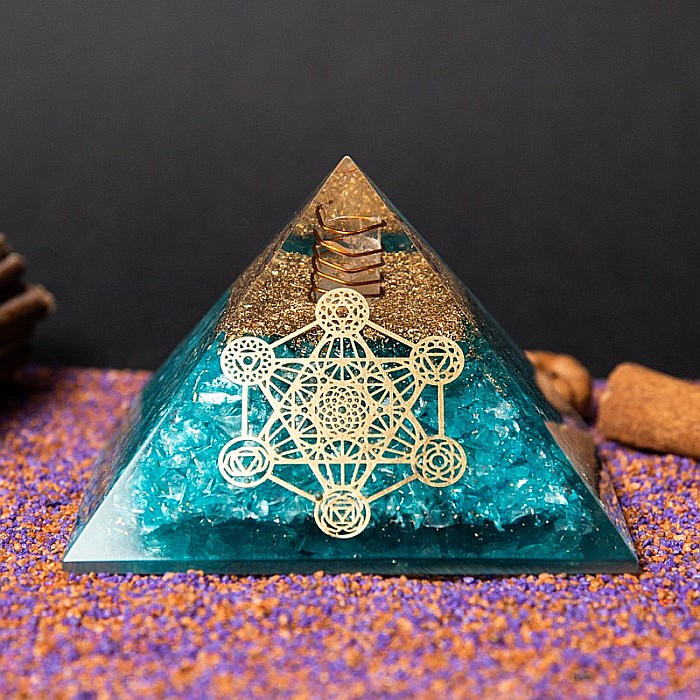 Piramida Orgonica Aqua Stone cu Cristale de Acvamarin, Cuart si Spirala Vibrationala de Cupru, Simbol Cubul lui Metatron [4]