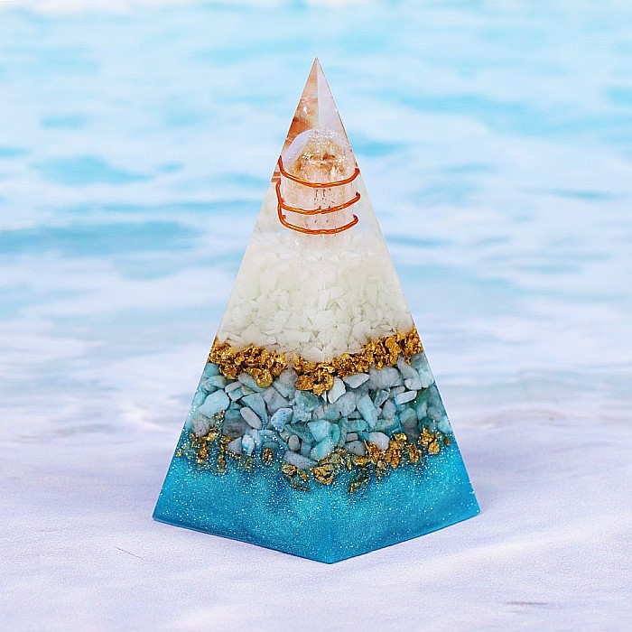 Piramida Orgonica Avi cu cristale de Amazonit, piatra luminoasa si cupru [7]