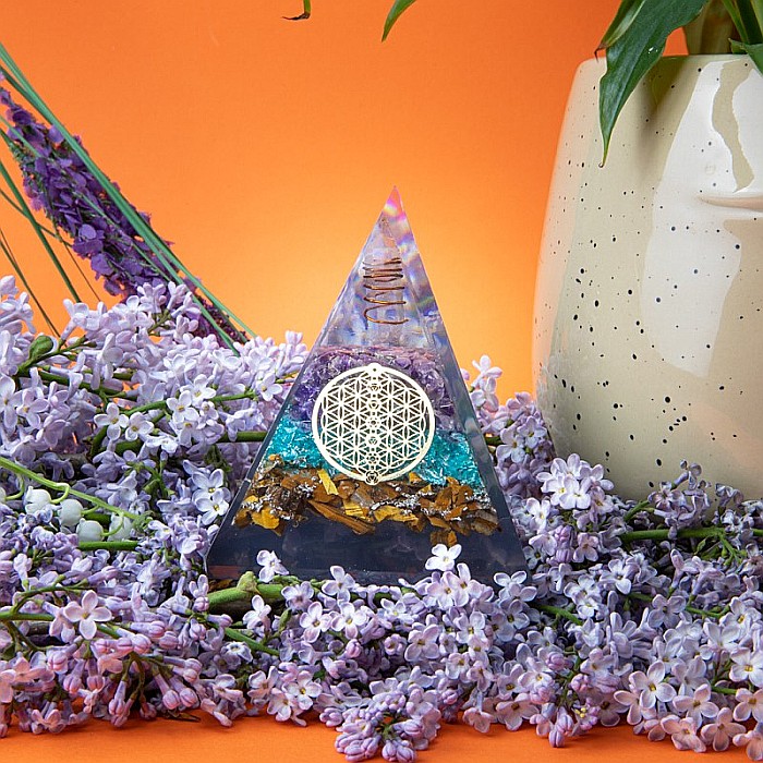 Piramida Orgonica Oseye din Pietre Semipretioase din Ochi de Tigru, Cristale de Acvamarin, Ametist si Simbol Floarea Vietii [2]