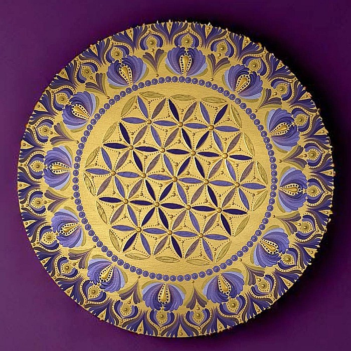 Serenitate Regala_Tablou Mandala Pictat Manual in culori regale auriu-mov, 40 cm [8]
