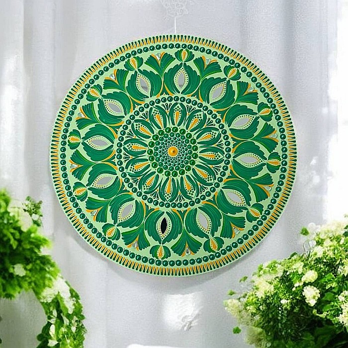 Tablou Mandala pictat manual in culori verzi cu galben ocru si oglinzi, 40 cm [2]