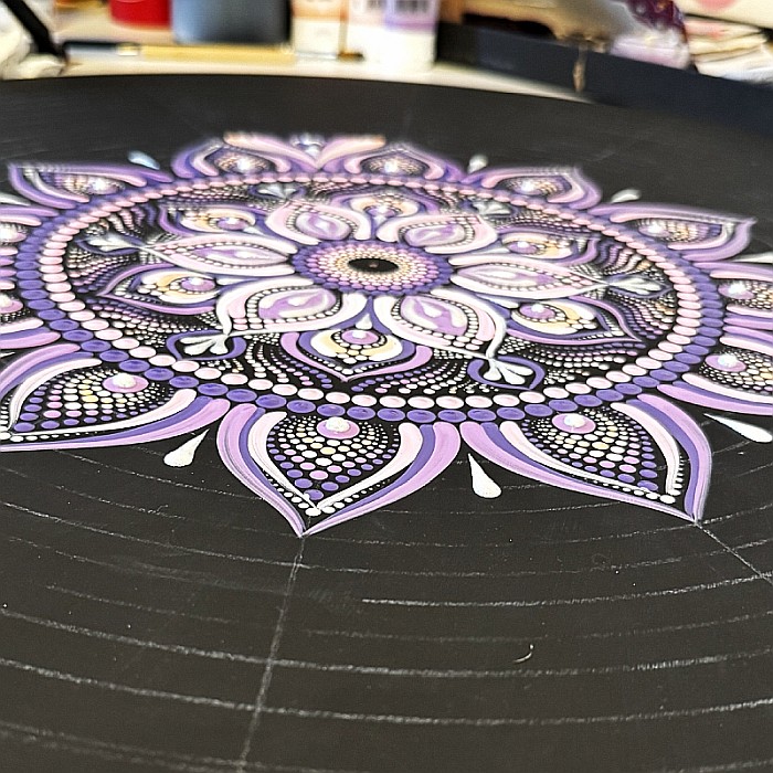 Tablou mandala unicat Serenity Blossom pictat manual in culori acrilice pe suport de lemn [4]