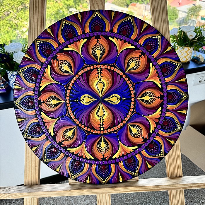 Tablou Purple Mandala Unicat pictat in tehnica punctului pe suport de lemn [4]