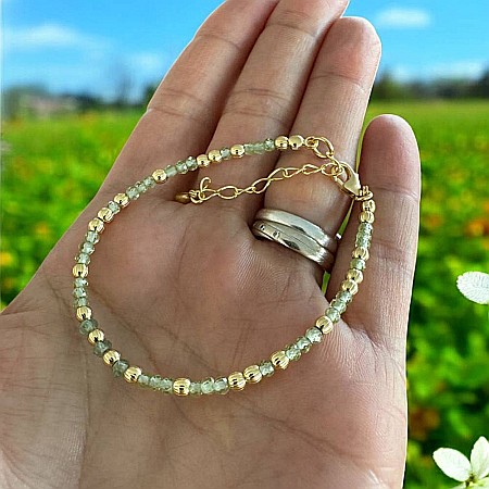 Bratara eleganta dama Selina din peridot si argint placat cu aur 925 [2]