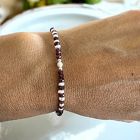 Bratara dama Ella din cristale de Granat si Perle de Cultura cu argint 925 [1]