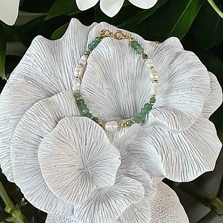 Verde - Bratara dama Lana din jad verde si perle naturale cu argint placat cu aur