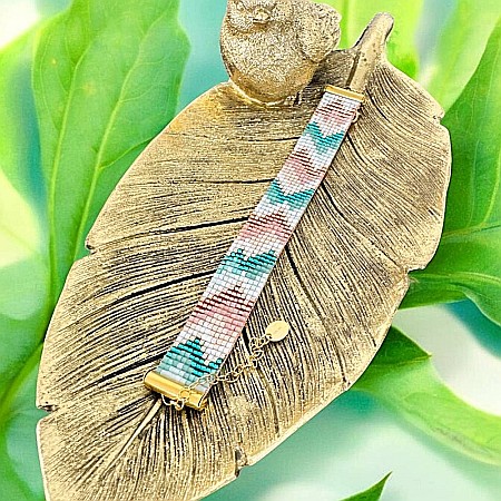 Bratara dama lata realizata manual din margele miyuki in culori pastel Nelia [8]