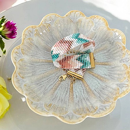 Bratara dama lata realizata manual din margele miyuki in culori pastel Nelia [1]