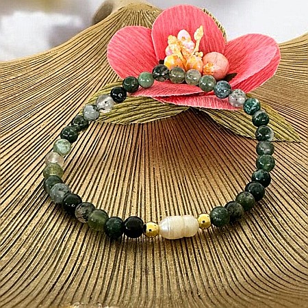 Verde - Bratara dama Samanta cu cristale Moss Agate cu Perla si accesorii din argint placat cu aur