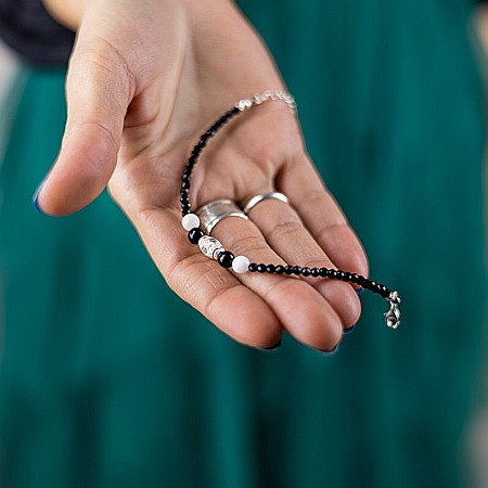 Bratara dama Shrey din pietre naturale de Spinel negru cu accesorii si sistem de inchidere din argint 925 [3]