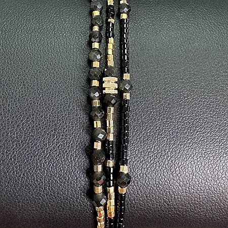 Bratara handmade snur 3 straturi Malika din Miyuki si Obsidian cu charm auriu [6]
