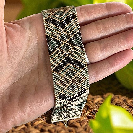 Bratara lata Miyuki cusuta manual stil boho, inspirata de natura si tonurile pamantului [2]