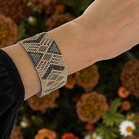 Bratara lata Miyuki cusuta manual stil boho, inspirata de natura si tonurile pamantului [7]