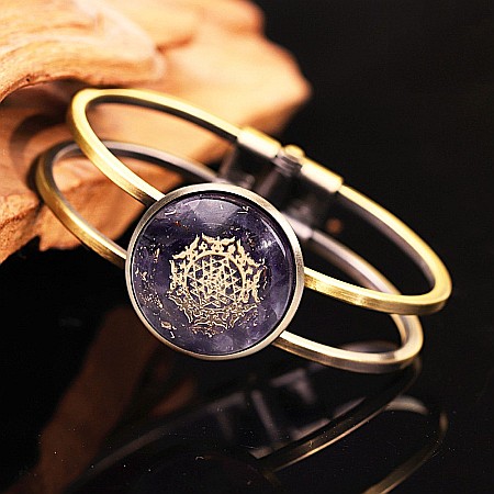 Bratara orgonica ASHIA din alama galvanizata in bronz antic, foite Cupru si Cristale Naturale de Ametist si Sri Yantra, 6.2 cm [4]