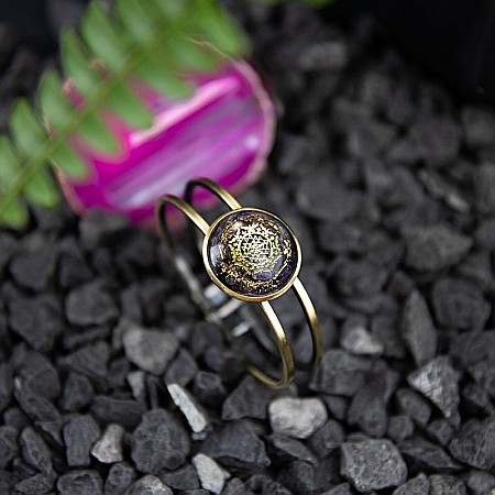 Bijuterii pietre semipretioase - Bratara orgonica ASHIA din alama galvanizata in bronz antic, foite Cupru si Cristale Naturale de Ametist si Sri Yantra, 6.2 cm