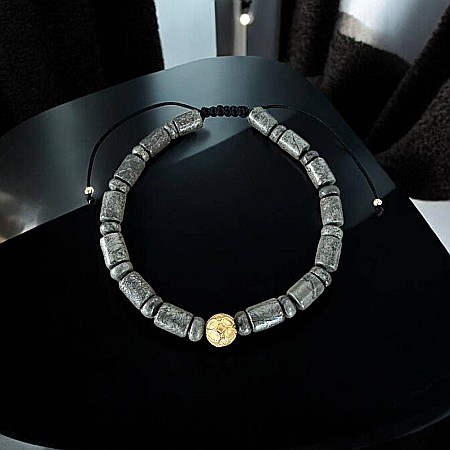 Bratara snur barbati Alger din Pirita cu charm din inox placat auriu