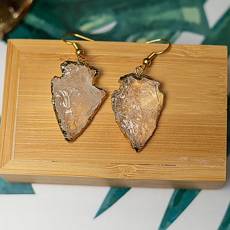 Cercei cristal cuart alb stanca model sageata placat cu aur 18K Boho Ameya [6]