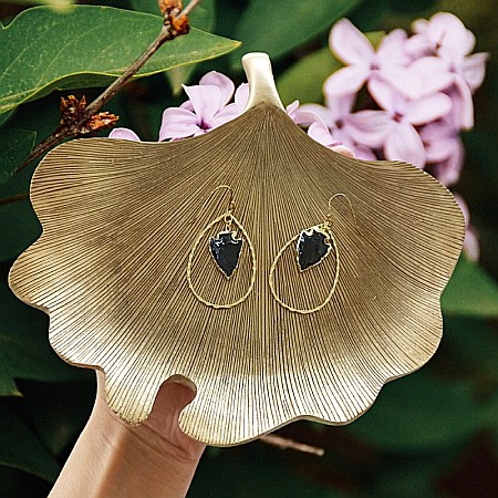 Cercei Sari cu cristale de Obsidian in forma de sageata ❤️ [5]