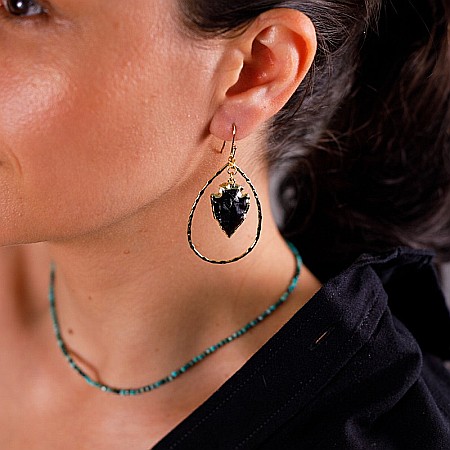 Cercei Sari cu cristale de Obsidian in forma de sageata ❤️ [6]