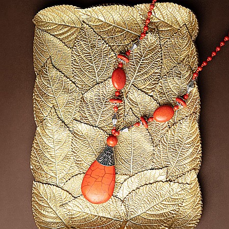 Colier Boho Culoare Rosie, choker piatra naturala vopsita Naira [4]