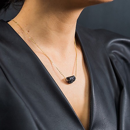 Colier lant cu piatra de turmalina neagra bruta, Aron, placat cu aur de 18K [5]