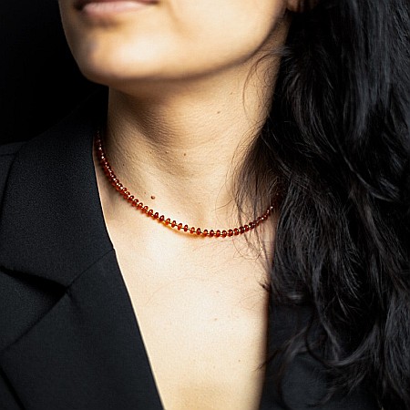 Colier choker din pietre semipretioase Carneol (eng.Carnelian), Kamia cu inchizatoare din cupru, placat cu aur de 18K [1]