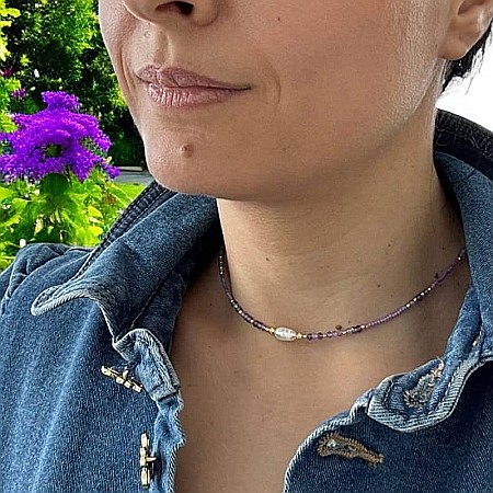 Lanturi / Coliere - Colier choker Elina din margele Miyuki mov cu cristale de Ametist si argint placat cu aur 925