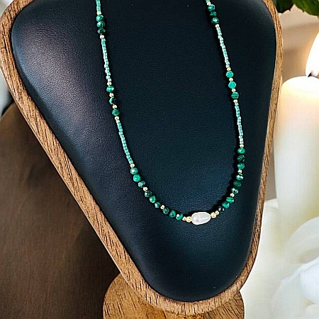 Colier choker Elina din margele Miyuki verde cu Malachit natural si argint placat cu aur 925 [8]
