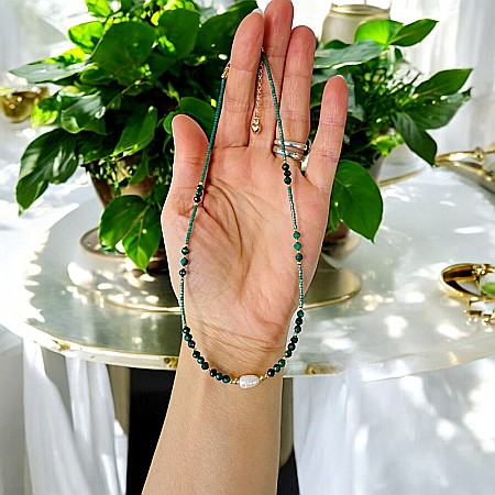 Colier choker Elina din margele Miyuki verde cu Malachit natural si argint placat cu aur 925 [5]