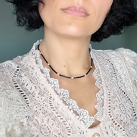 Lanturi / Coliere - Colier Choker Lenny din cristale de Agat Negru si Perle Naturale, placat cu aur