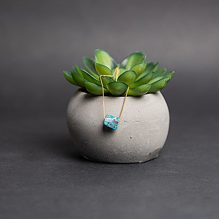 Colier delicat cu piatra naturala de Apatit, Dara, placat cu aur de 18K [9]