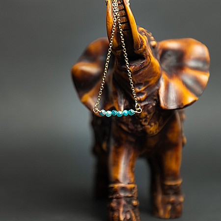 Colier dragut cu margelute mici de piatra semipretioasa de apatit, Ehan, placat cu aur de 18K [2]